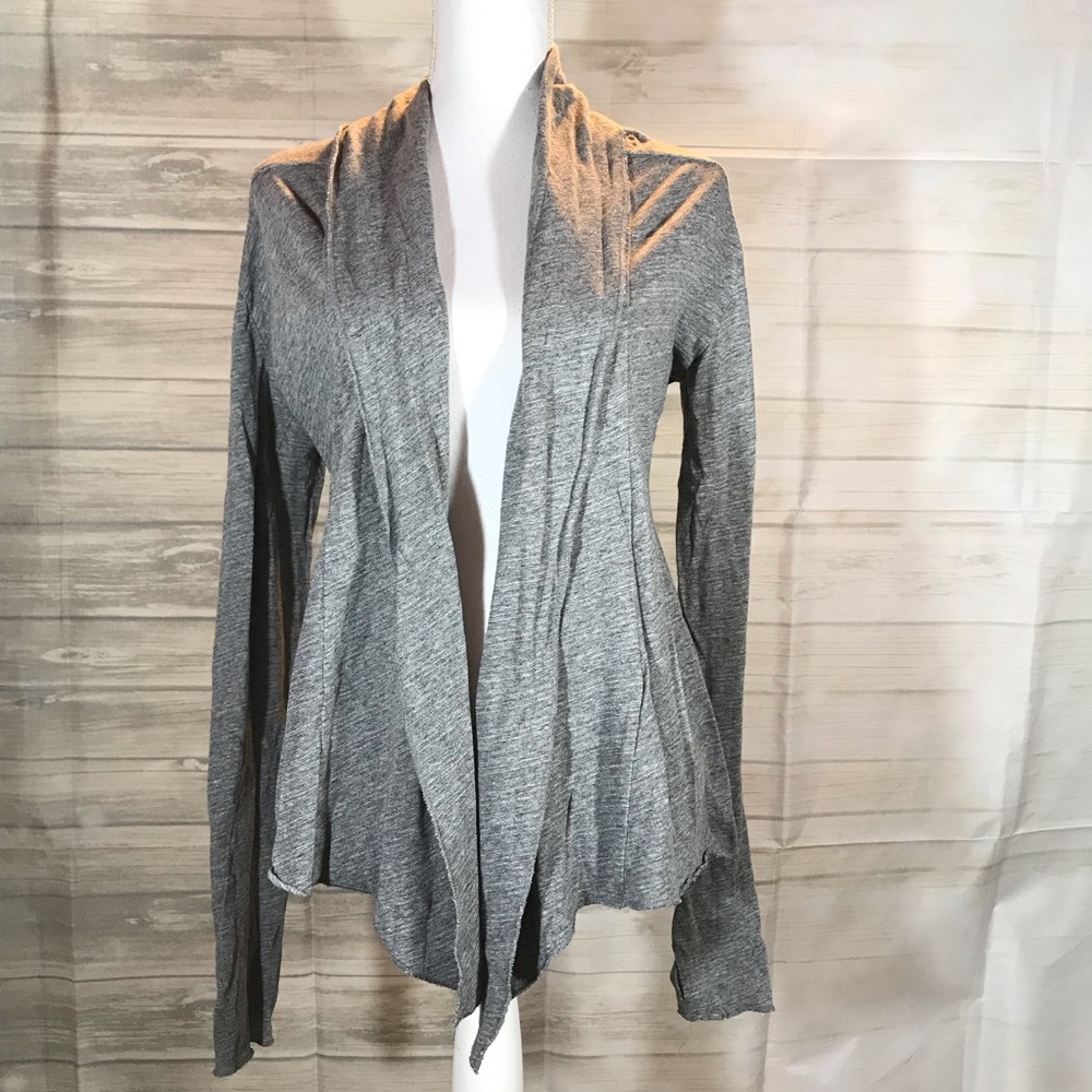 Women’s small grey Aspire yoga cardigan sweater